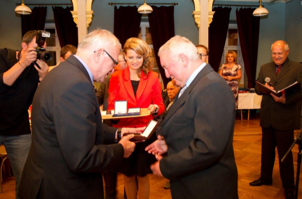 Uroczysta Gala BKS Stal. Zdjęcia z odznaczeń